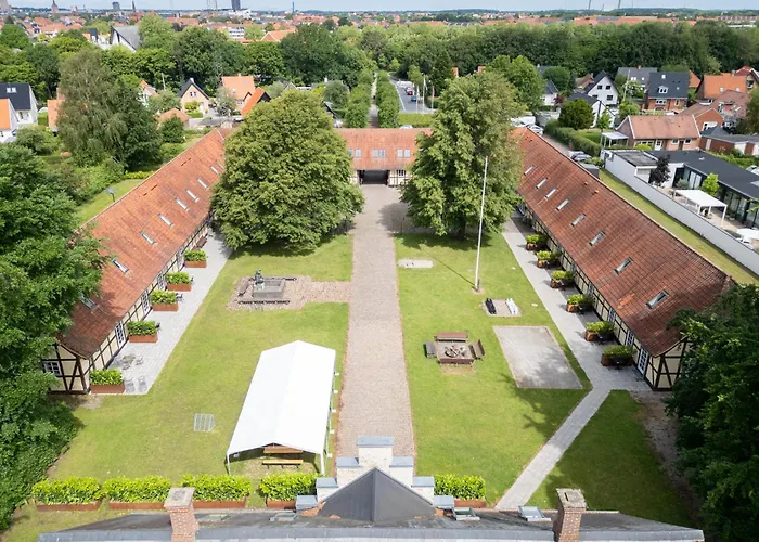 Kragsbjerggaard Hostal *